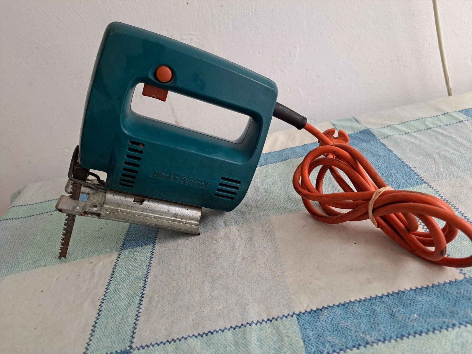 BLACK&DECKER DN 32/D1 Zaagmachine, Ophalen of Verzenden, Zo goed als nieuw