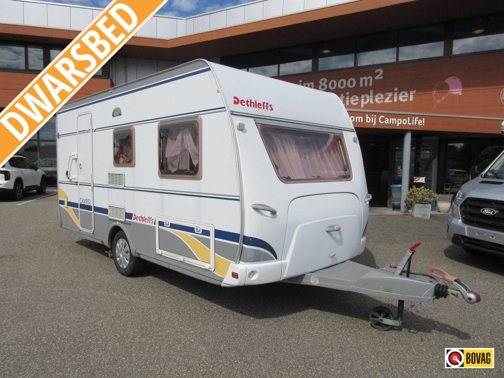 Dethleffs Camper 440 DB DWARSBED EN MOVER, Caravans en Kamperen, Caravans, Schokbreker, Treinzit, Tot en met 3, Dethleffs
