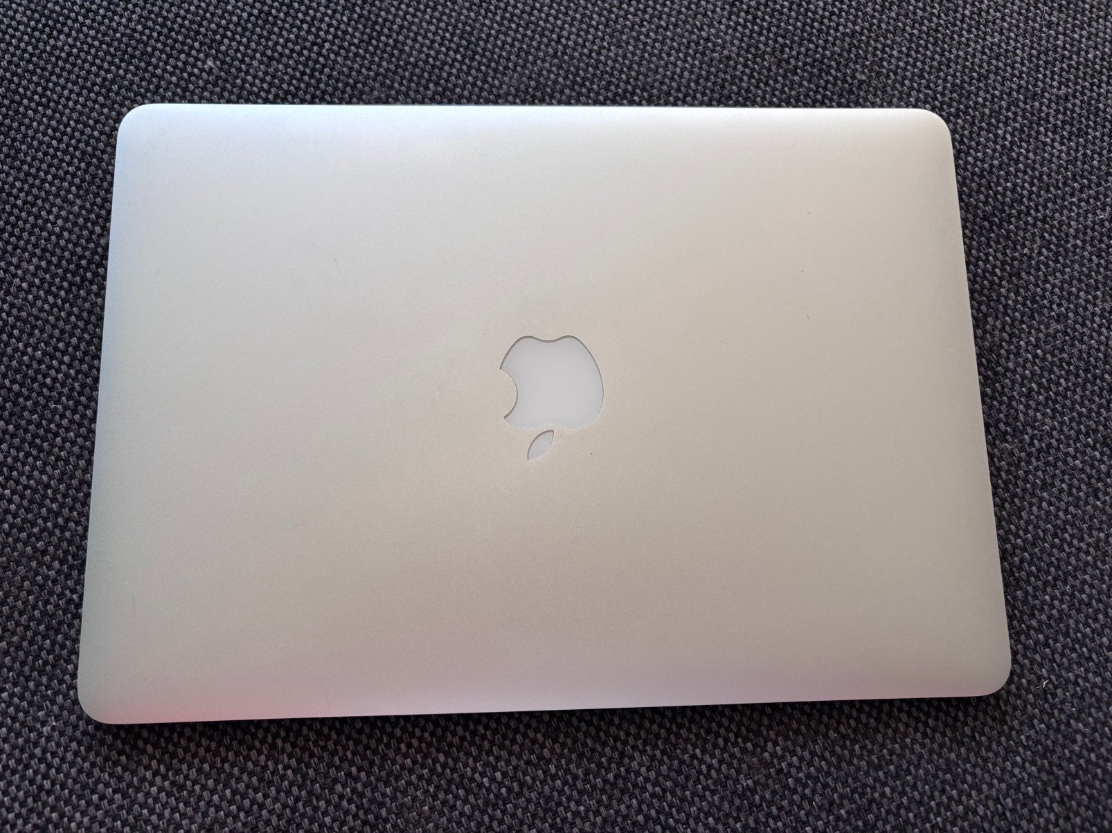 Macbook Air, Computers en Software, Apple Macbooks, Ophalen, 13 inch, Minder dan 2 Ghz, Zo goed als nieuw