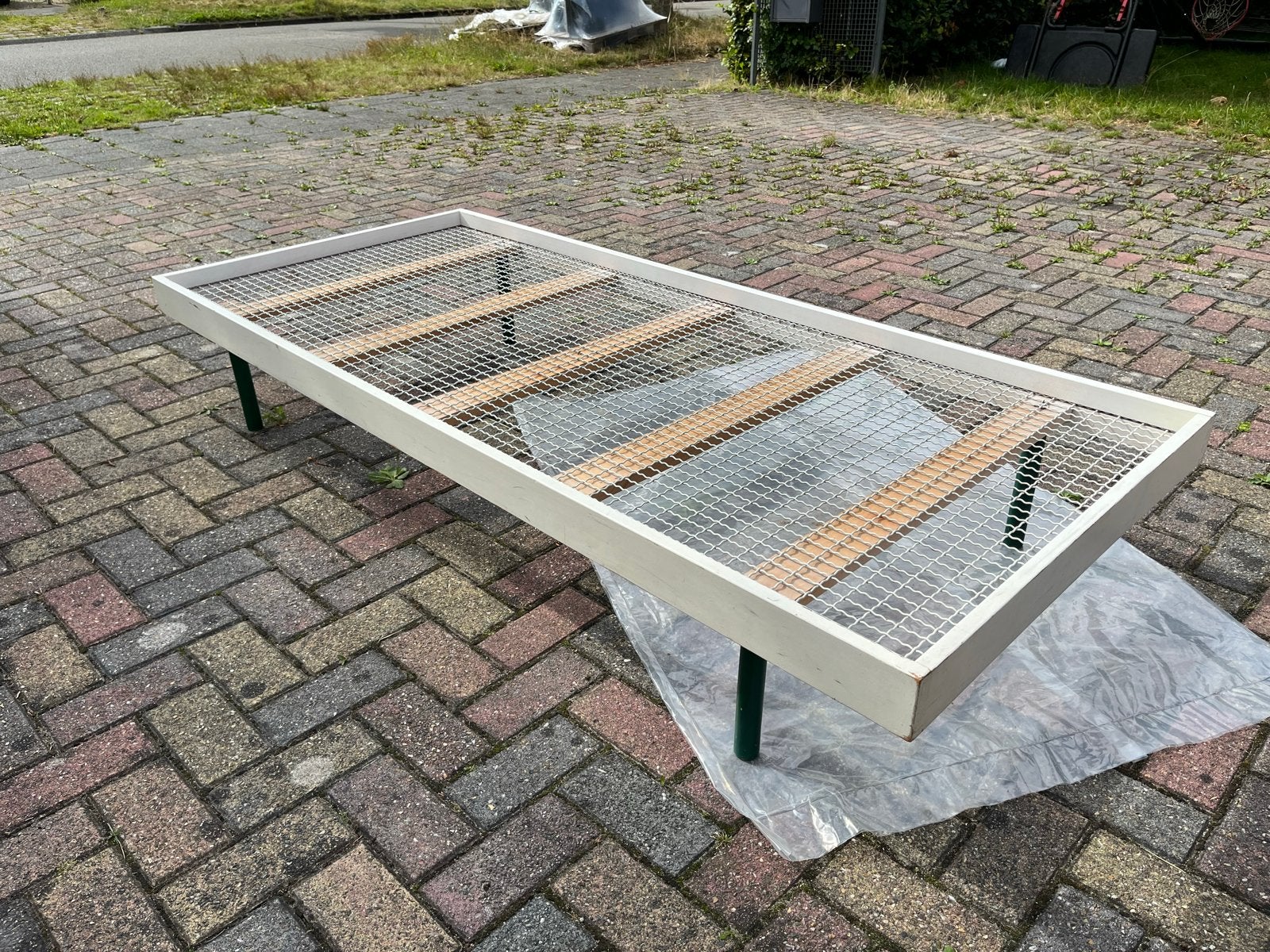 Retro bed inclusief matras, Ophalen, Gebruikt, Eenpersoons, Wit