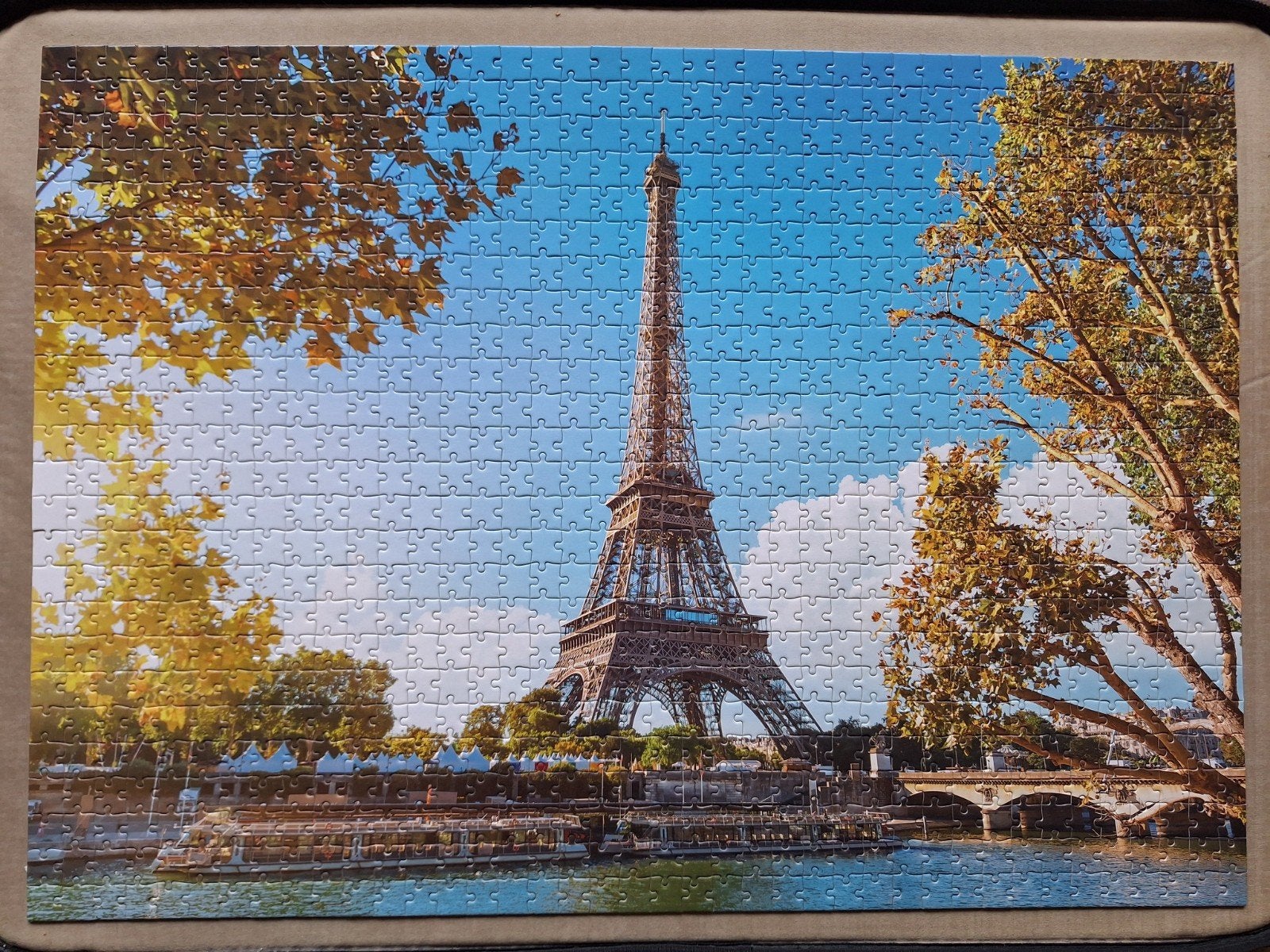 Hema puzzel Eiffeltoren 1000 stukjes, Ophalen of Verzenden, 500 t/m 1500 stukjes, Zo goed als nieuw, Legpuzzel