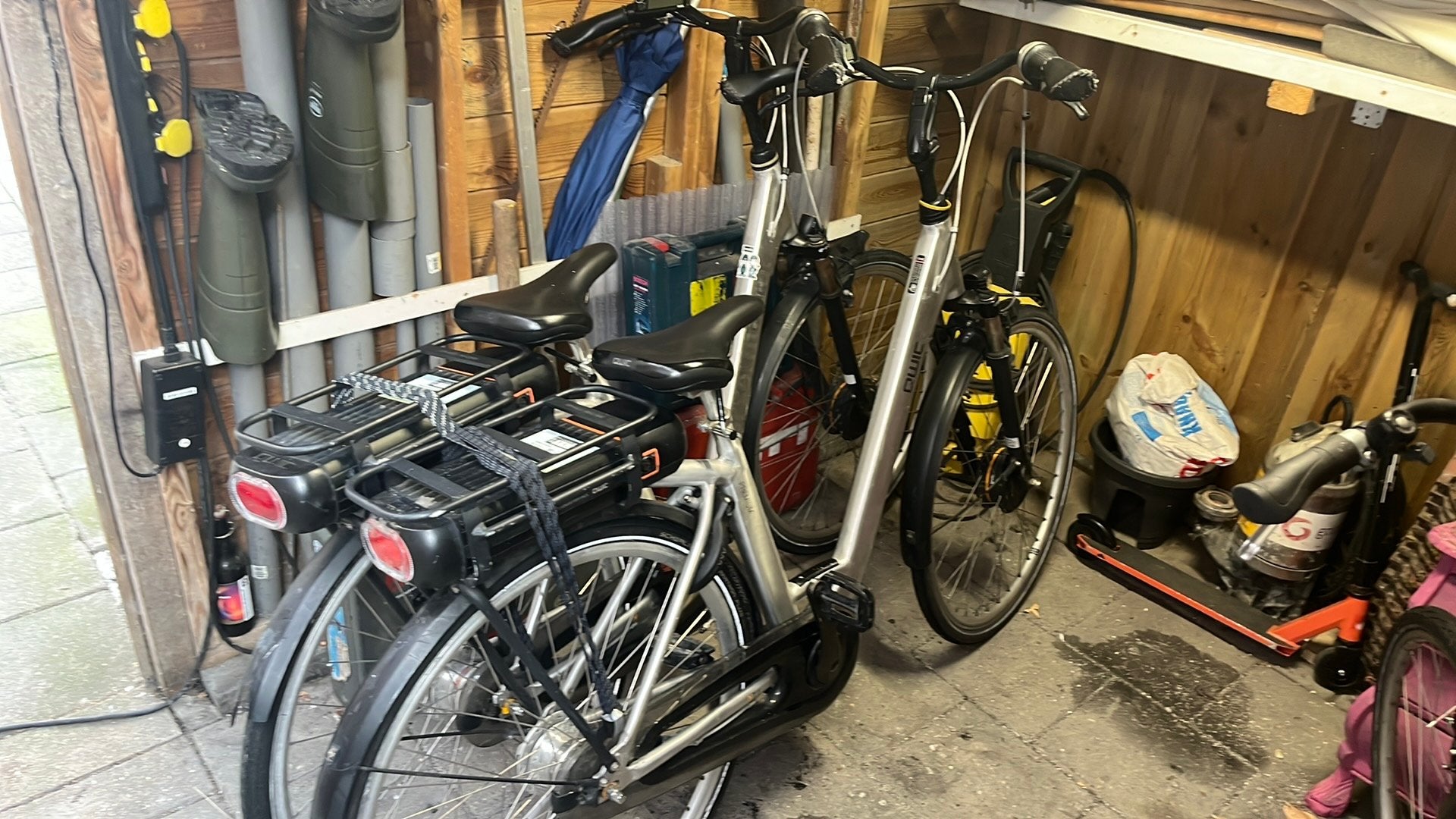 2x Qwic electrische fiets, beiden defect, Fietsen en Brommers, Ophalen, Qwic, Gebruikt, 51 tot 55 cm
