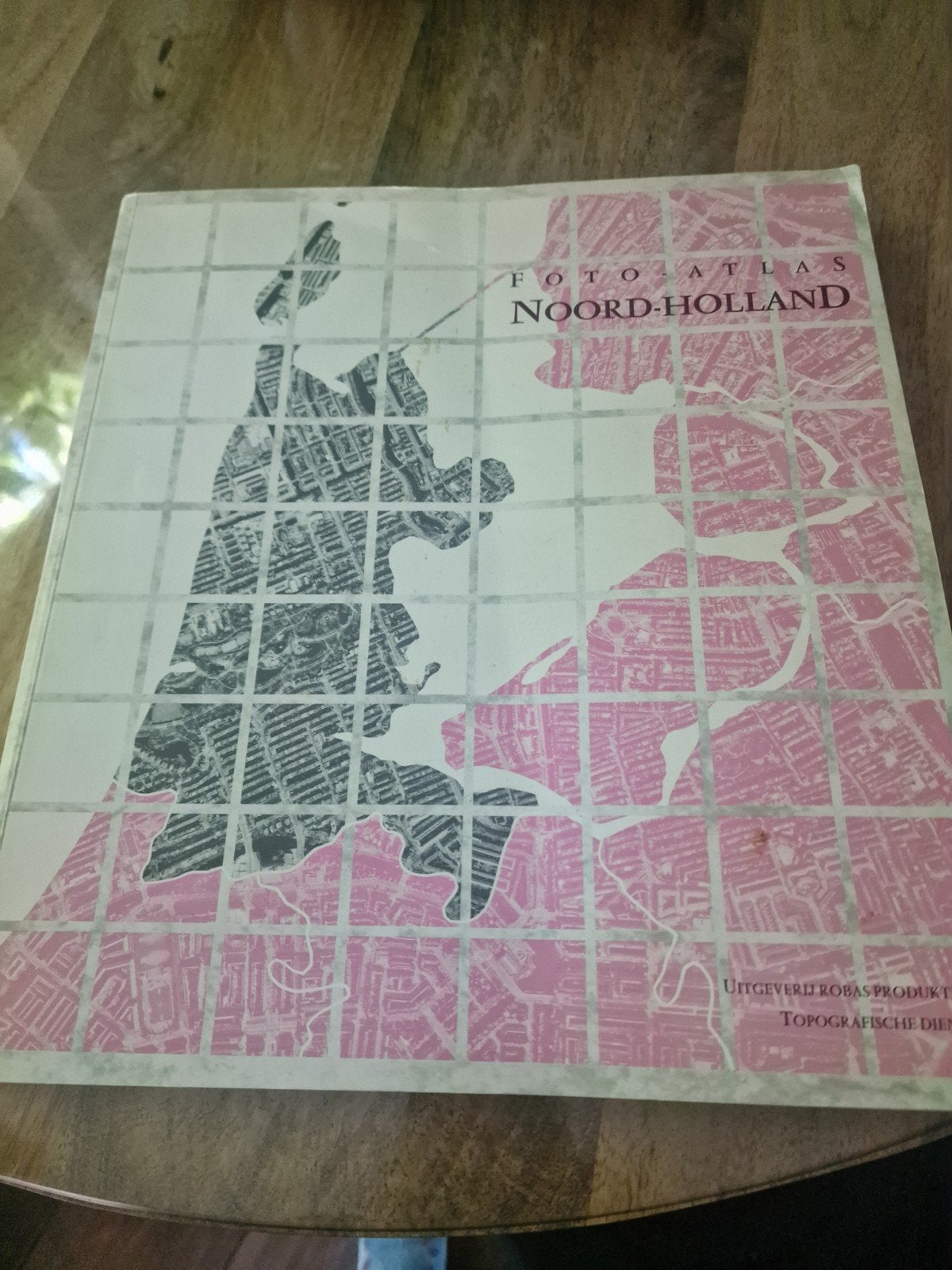 Foto-atlas Noord-Holland met bijlage, Boeken, Gelezen, Overige atlassen, Ophalen of Verzenden, 1800 tot 2000