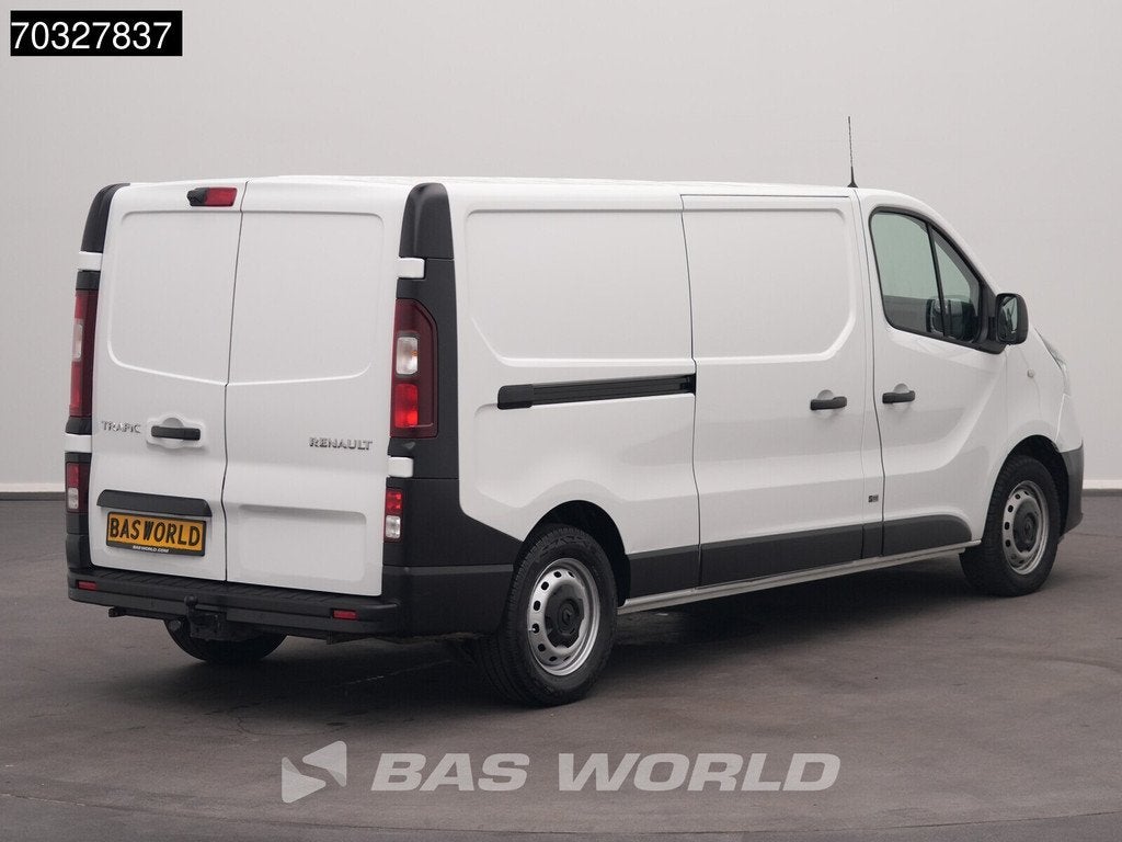 Renault Trafic 145pk Automaat L2H1 Airco Cruise Trekhaak Cam, Automaat, Stof, Gebruikt, Euro 6