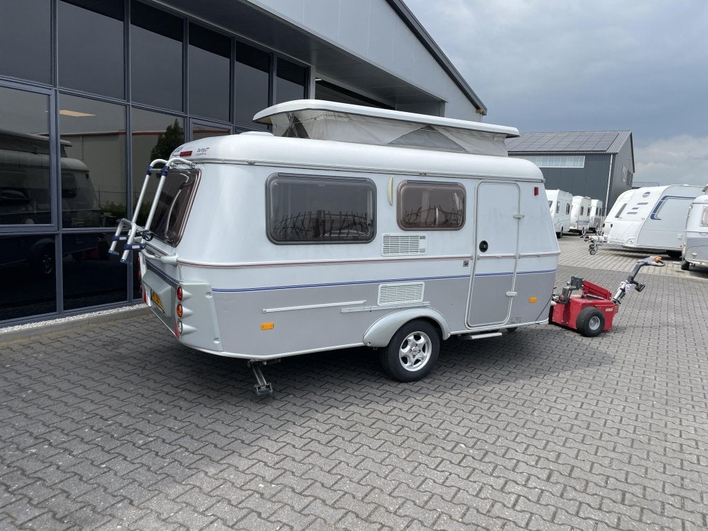 Eriba Touring Triton 430 GT Bed + Zit + WC Bovag 2025 730KG, Caravans en Kamperen, Caravans, Standaardzit, Bedrijf, Tot en met 3