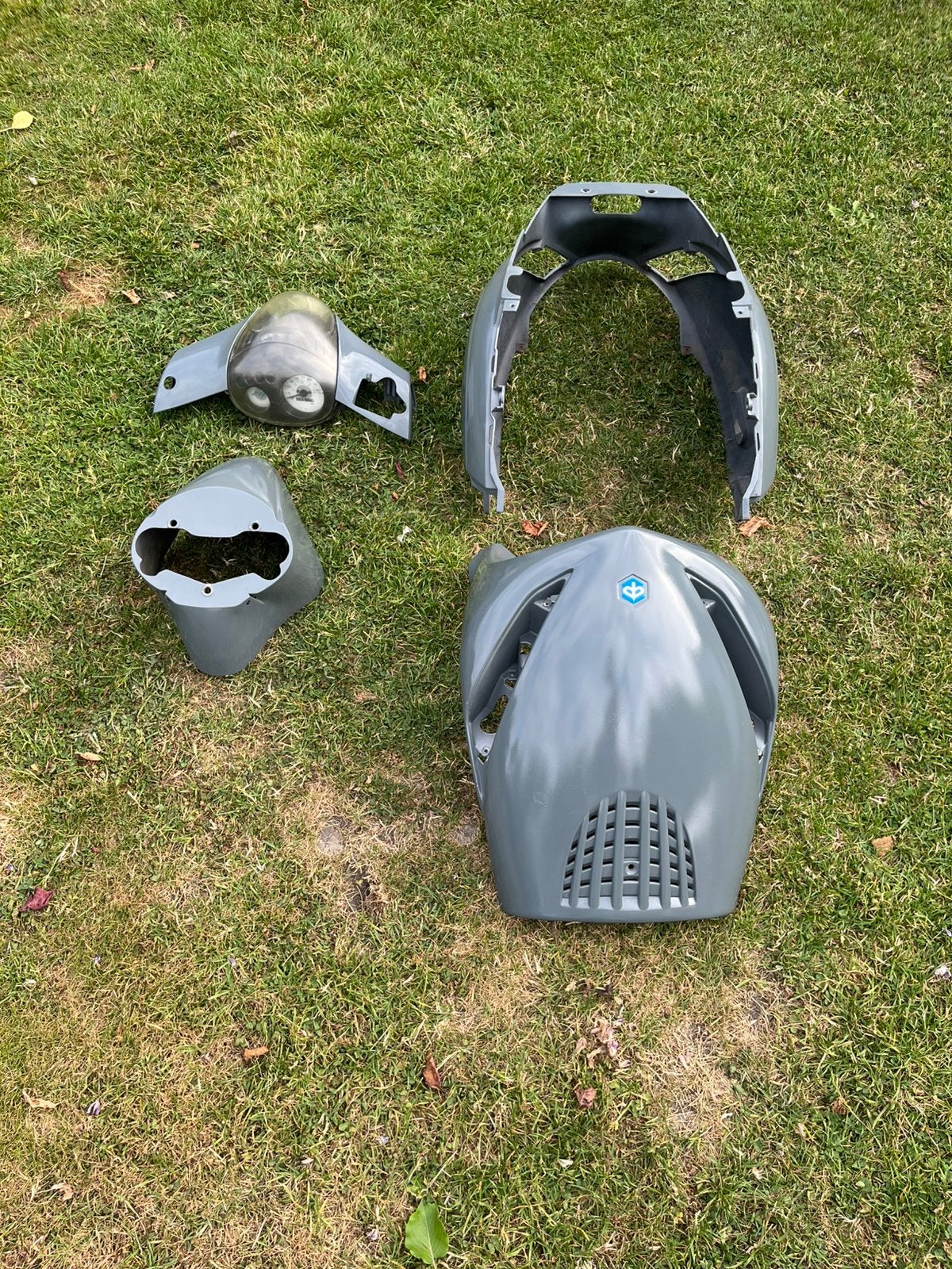 Zip kappenset gray, Fietsen en Brommers, Brommeronderdelen | Scooters, Ophalen, Zo goed als nieuw, Kap, Piaggio