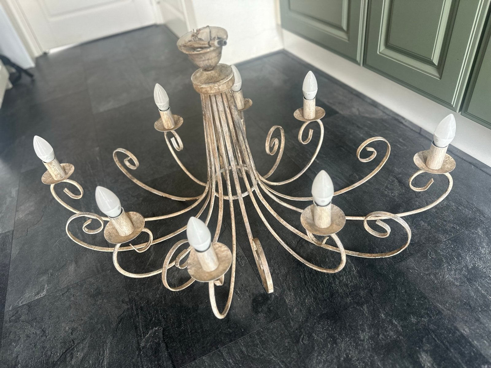 Vintage Brocante Kroonluchter - 8-arms, Huis en Inrichting, Lampen | Kroonluchters, Ophalen of Verzenden, Gebruikt, Metaal, E14 (klein)