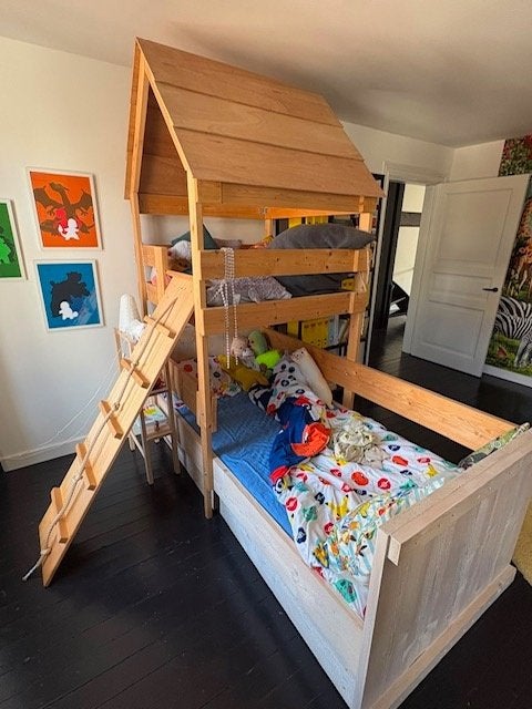 speelhuisje boven tienerbed, Ophalen, Verstelbaar, 90 cm, Zo goed als nieuw