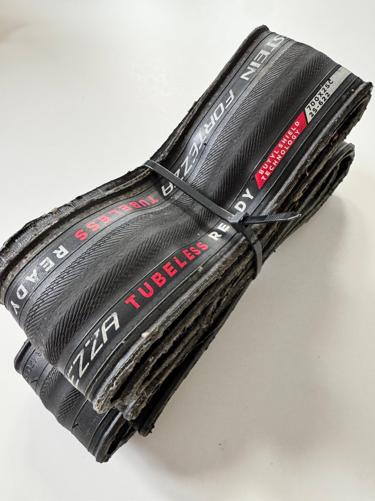 Setje van 2 stuks Vredestein Fortezza 700x25C, Ophalen of Verzenden, Zo goed als nieuw