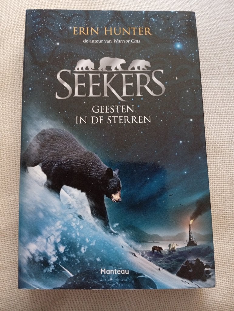 Seekers 6 - Geesten in de sterren - Erin Hunter, Ophalen of Verzenden, Zo goed als nieuw, Erin Hunter
