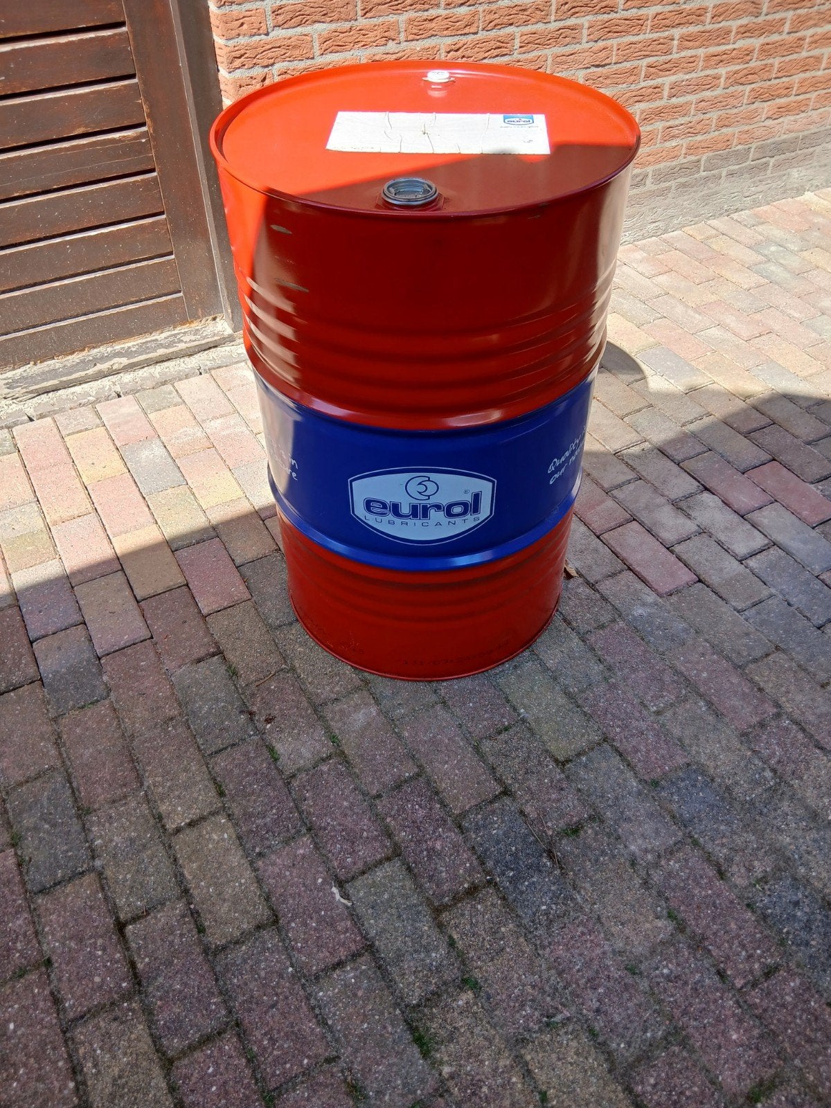 Leeg Eurol olievat - 200 liter, Ophalen