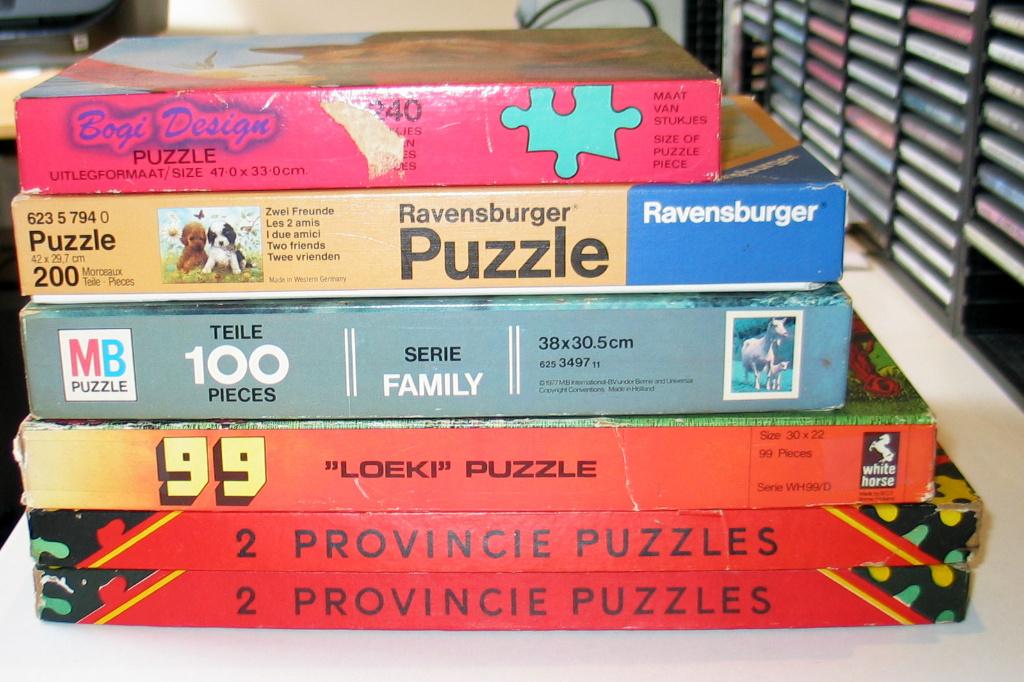 6 puzzels, Ophalen of Verzenden, Minder dan 500 stukjes, Gebruikt, Legpuzzel