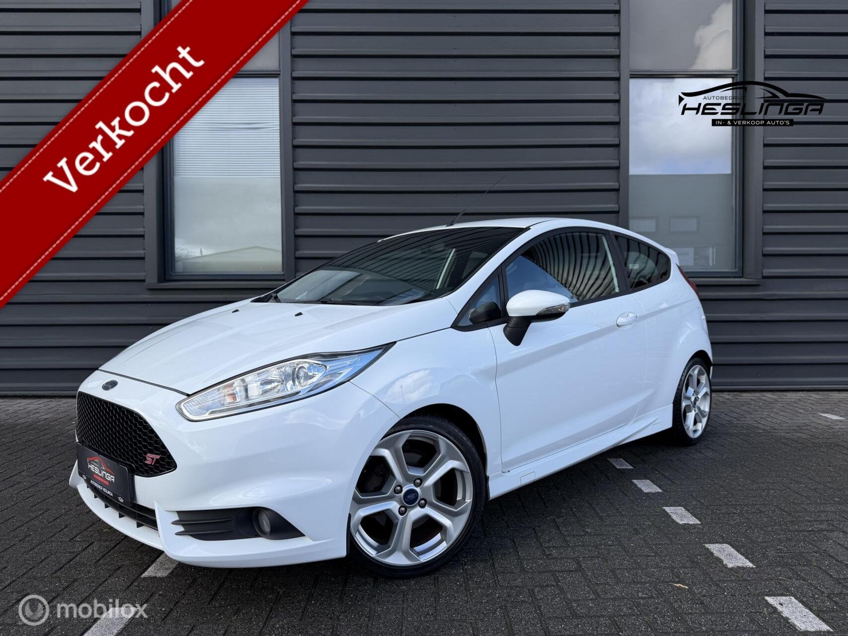 Ford Fiesta St-2 | Recaro | Stoelverwarming | 182PK, Auto's, Gebruikt, Overige carrosserieën, Wit, Bedrijf