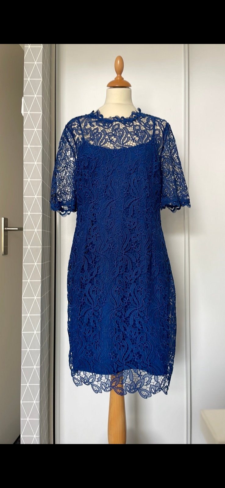 Jurk kant L.K. Bennett London. Nieuw. Maat 38., Ophalen of Verzenden, Nieuw, Maat 38/40 (M), Blauw