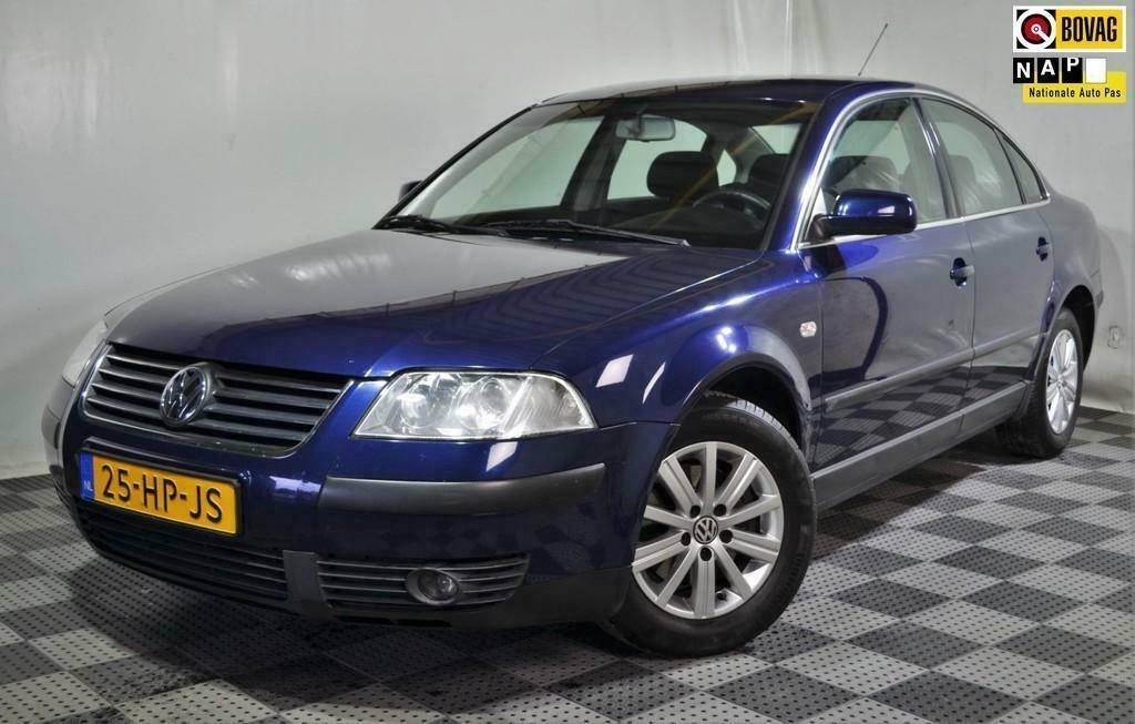 Volkswagen Passat 2.0 85KW 2001 Blauw, Auto's, Voorwielaandrijving, Stof, Zwart, 4 cilinders