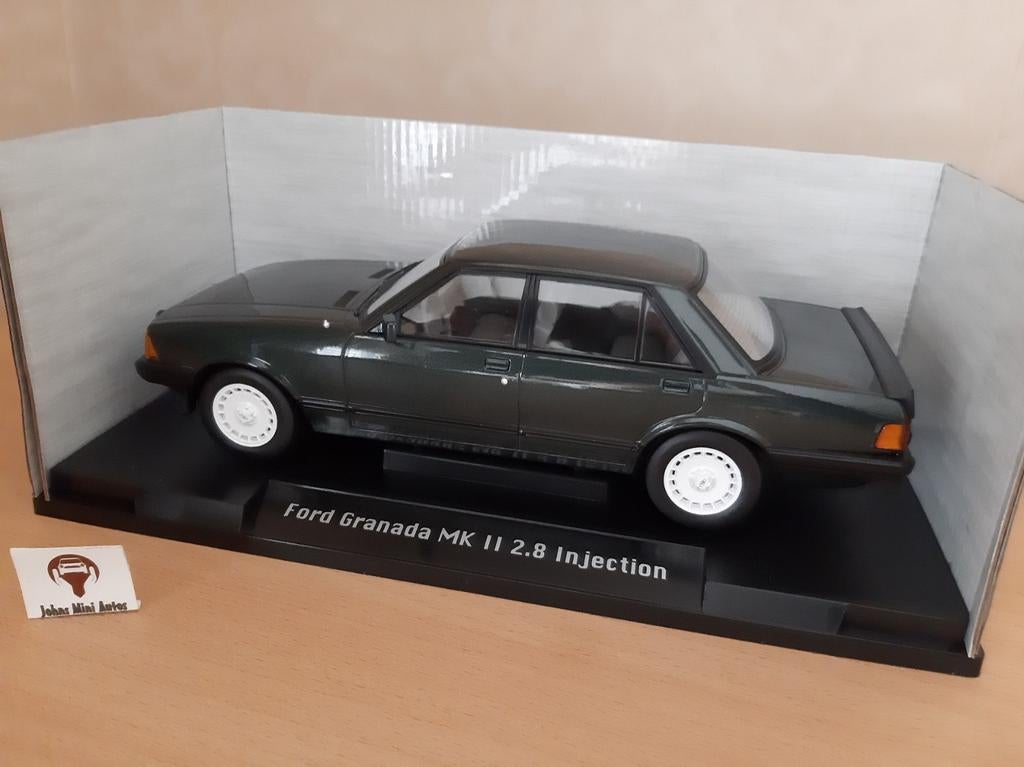Ford Granada Mk.II 2.8i 1981 donkergroen metallic MCG 1:18, Hobby en Vrije tijd, Modelauto's | 1:18, Overige merken, MCG, Auto