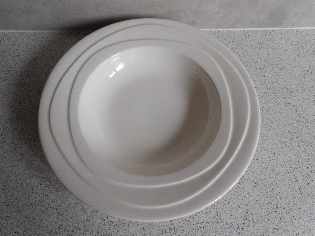 Jamie Oliver Diep Bord Wit Waves - 23 cm, Huis en Inrichting, Keuken | Servies, Gebruikt, Overige merken, Keramiek, Ophalen of Verzenden