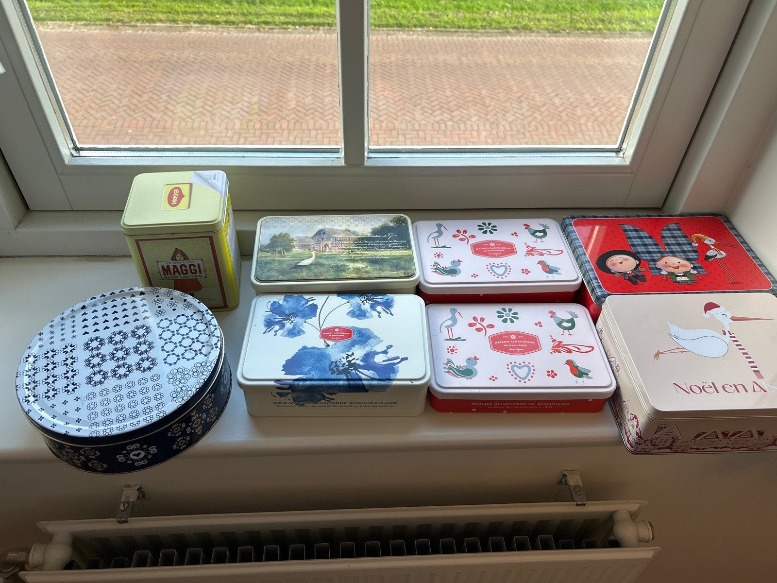 Diverse blikken, koekblikken, voorraadblikken alsace kerst, Ophalen of Verzenden, Gebruikt, Koek(jes), Overige merken