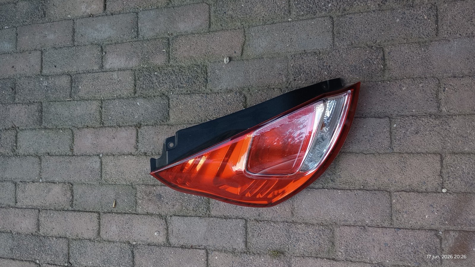 Achterlicht Ford fiesta, Ophalen