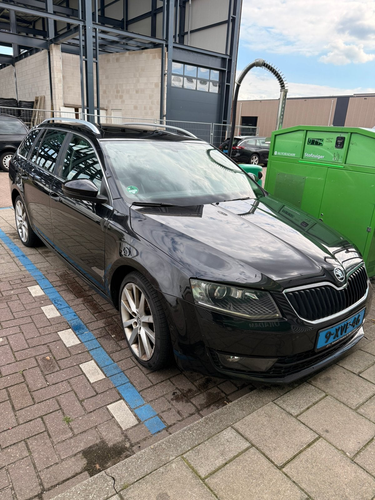Skoda Octavia 1.6 TDI 77KW Combi Dsg-7 2014 Zwart, 4 cilinders, Zwart, Origineel Nederlands, Particulier