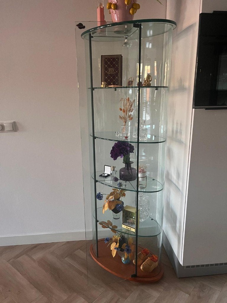 Foto 4 van glazen vitrinekast