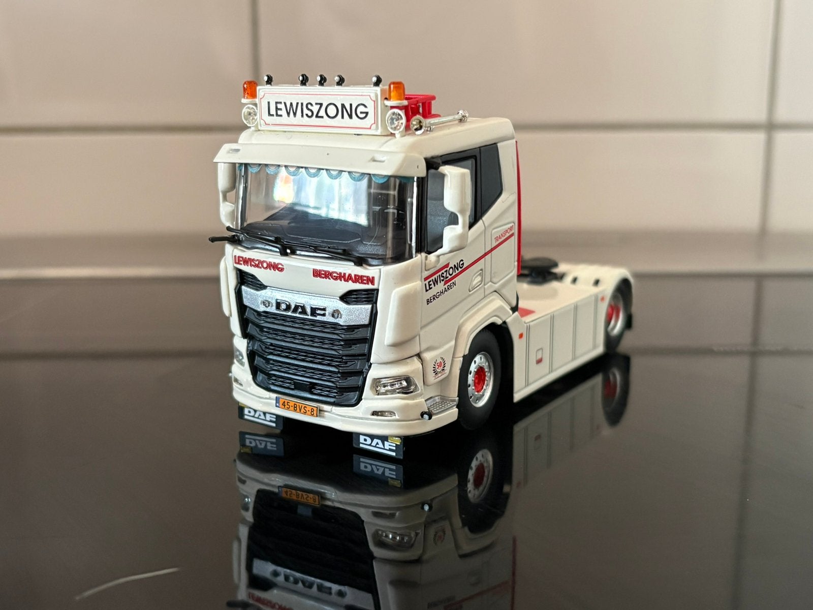 DAF XF SH 4x2  Firma: Lewiszong Transport V.O.F., Ophalen of Verzenden, Zo goed als nieuw, Bus of Vrachtwagen, Wsi