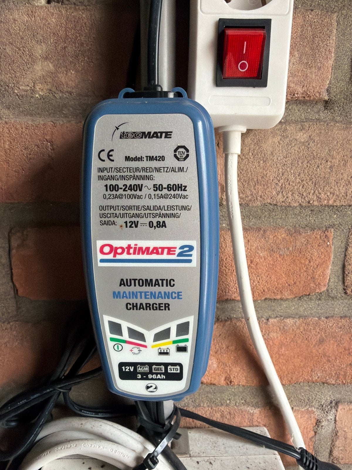 OptiMATE 2 Automatische Acculader - 12V, 0.8A, Ophalen, Nieuw, Universele onderdelen