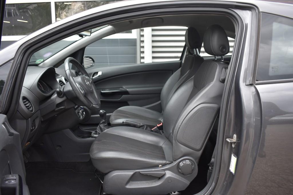 Opel CORSA 1.2 ECOF. AN.ED. LPG / 100% ONDERHOUDEN / BLUETOO, Auto's, Voorwielaandrijving, Gebruikt, 4 cilinders, 1229 cc