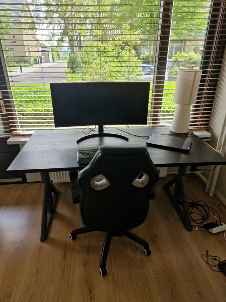 Zwart hoog laag bureau, Ophalen of Verzenden, Zo goed als nieuw
