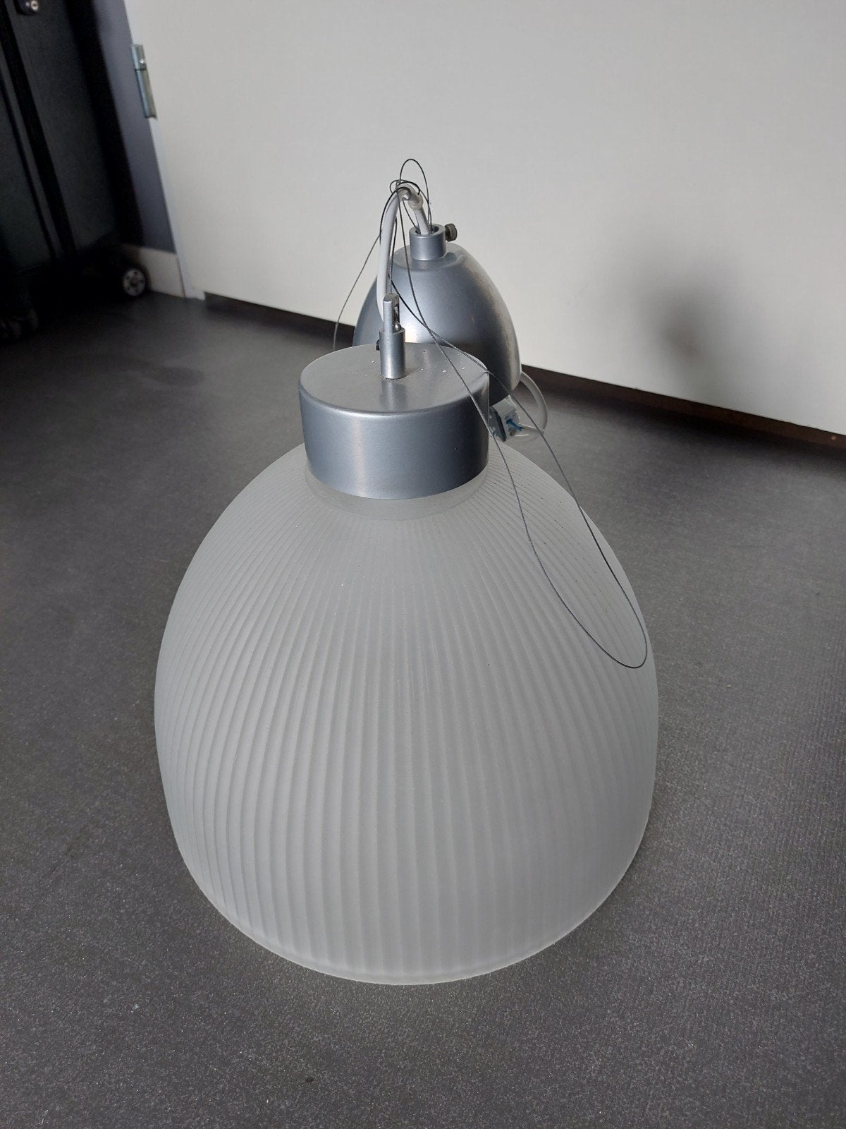 IKEA Kalcium hanglamp - Wit/grijs, max 100W, Modern, Kunststof, Gebruikt, E27 (groot)