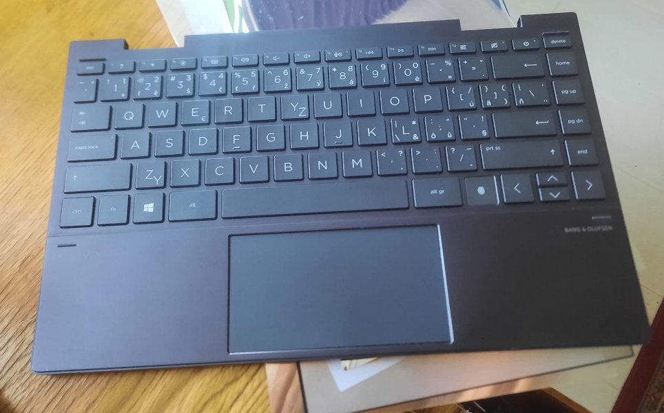 HP Envy 360 ay-130000nc - volledig werkend, scherm ontbreekt, Computers en Software, Met videokaart, 2 tot 3 Ghz, Qwerty, 8 GB