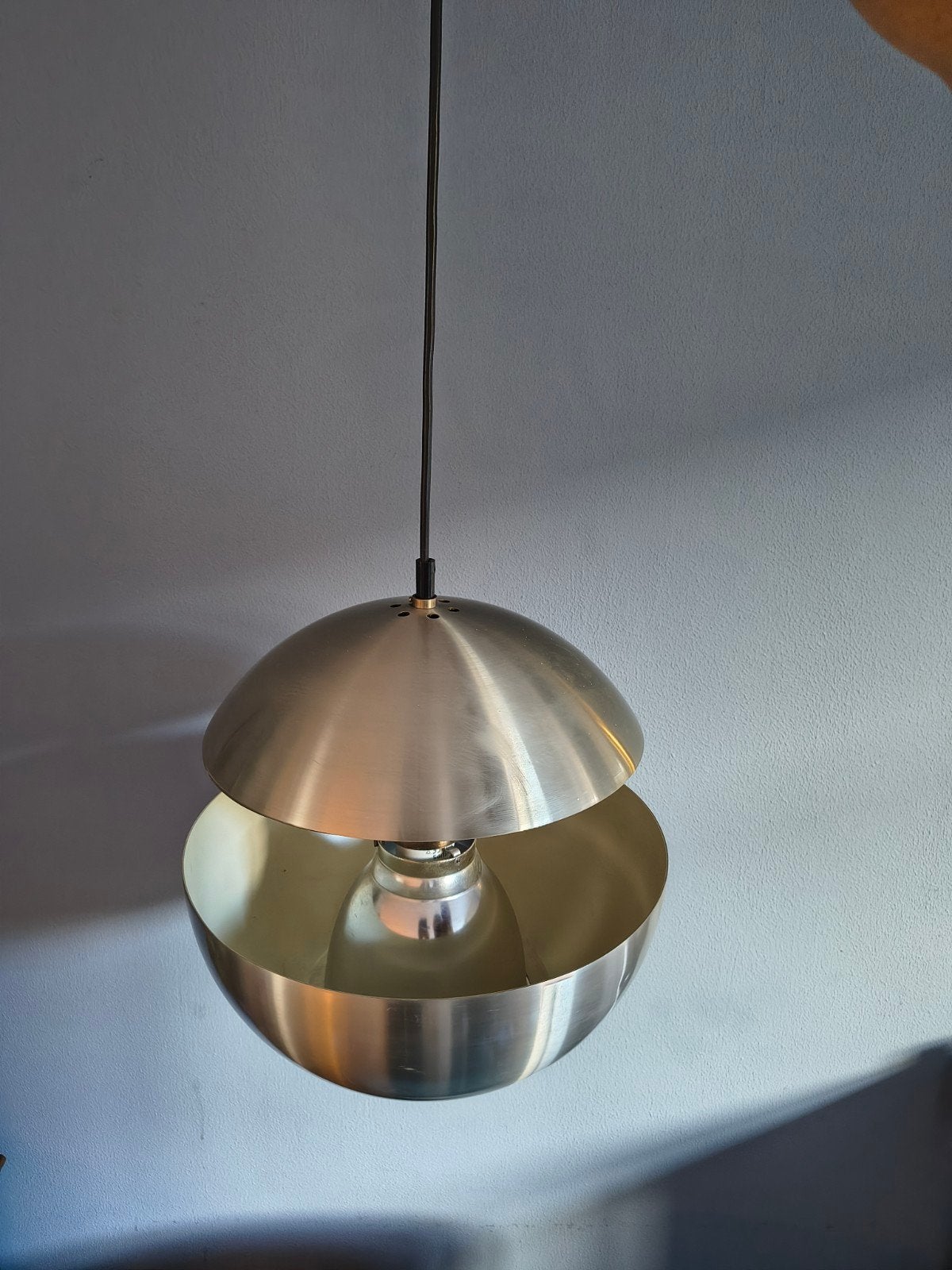 Vintage "Spring fontein" hanglamp - Geborsteld aluminium, Vintage 'springfontein' hanglamp, Gebruikt, Natuurlijk materiaal, E27 (groot)