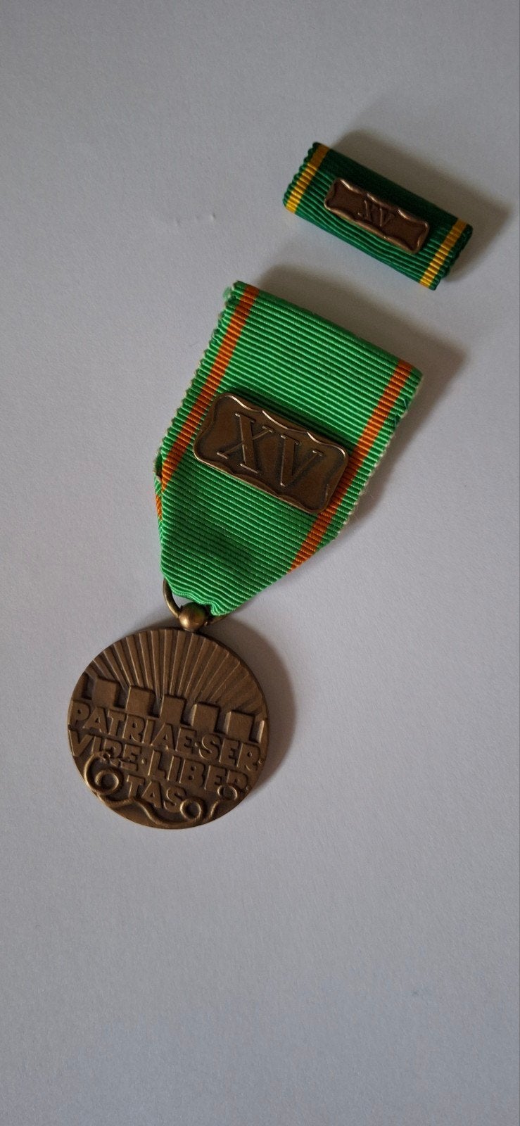 medaille Orde en vrede, Ophalen of Verzenden, Landmacht, Nederland, Lintje, Medaille of Wings