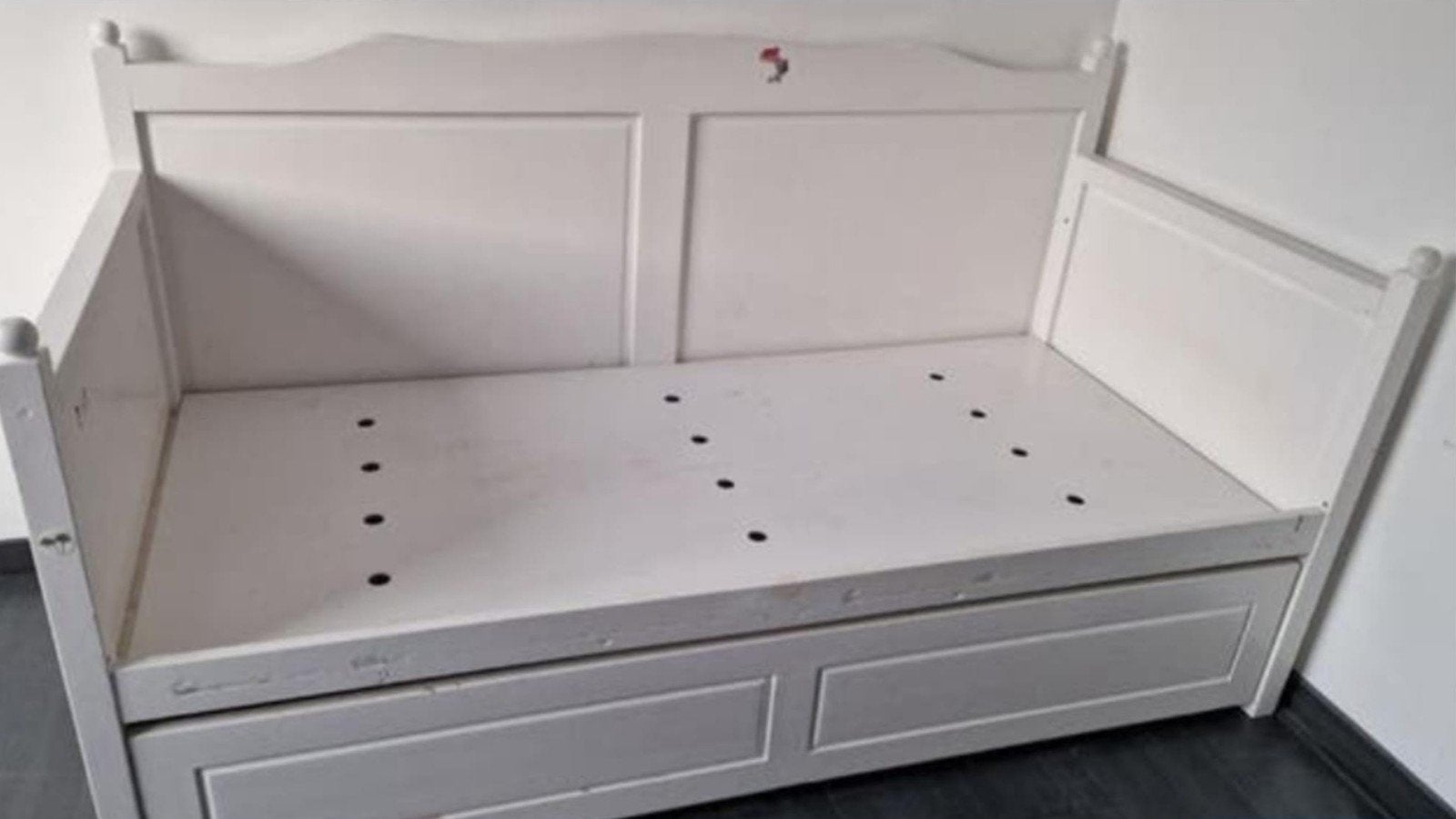 Peuterbed / bed / eenpersoonsbed met bedlade + matras, Ophalen, Gebruikt, Eenpersoons, Wit