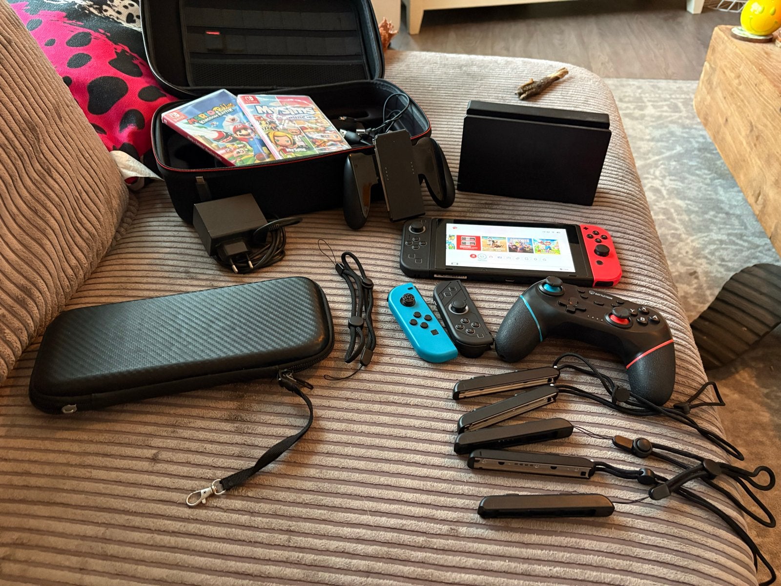 Nintendo Switch met 2 controllers en games, Ophalen, Met games, Met 2 controllers, Zo goed als nieuw