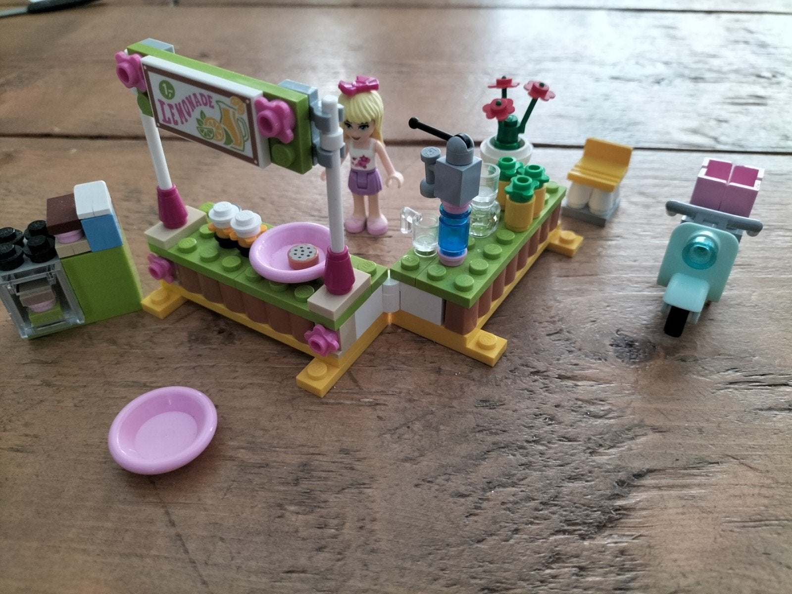 Lego Friends limonade kraam 41027, Ophalen of Verzenden, Zo goed als nieuw