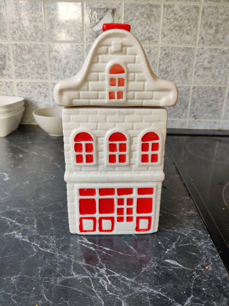 Voorraadpot/koekjespot in de vorm van een grachtenpand |3-10, Ophalen of Verzenden, Zo goed als nieuw