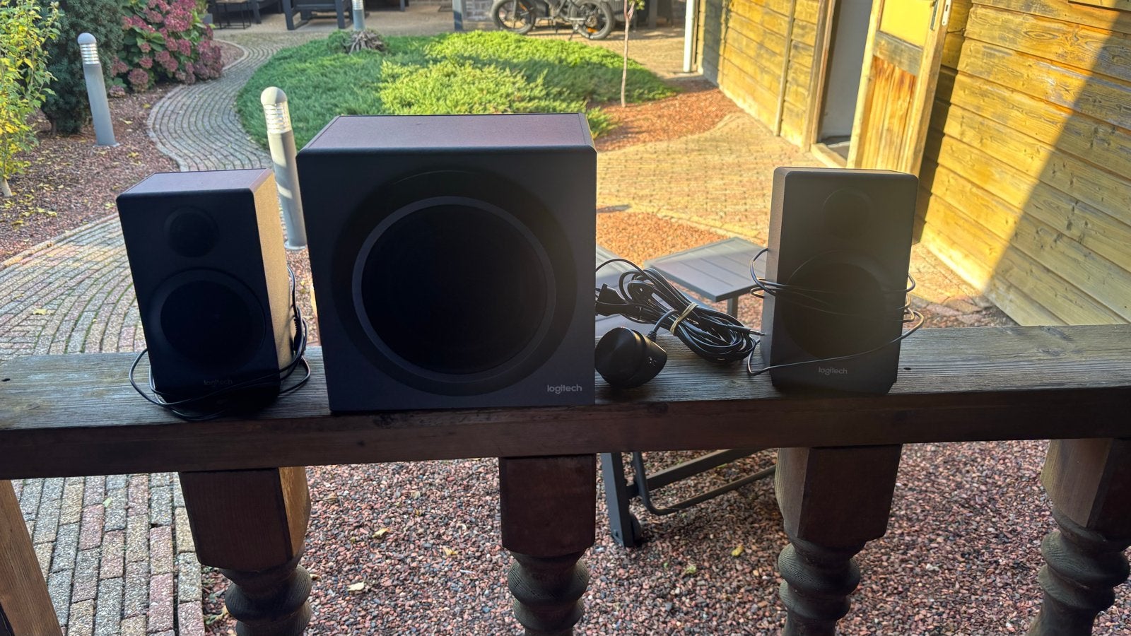 Logitech Z333 2.1 Luidsprekerset met Subwoofer, Ophalen of Verzenden, Zo goed als nieuw, Audiokanaal 2.1
