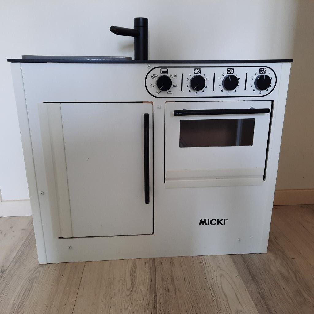 Micki - Houten Keuken - houten speelkeuken - keukentje, Ophalen of Verzenden, Gebruikt, Hout, Speelkeuken