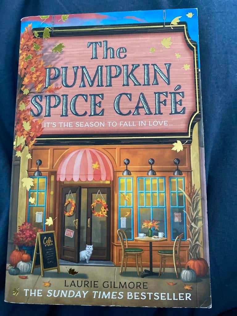 The Pumpkin Spice Cafe - Laurie Gilmore (Engels), Ophalen of Verzenden, Zo goed als nieuw, Europa overig