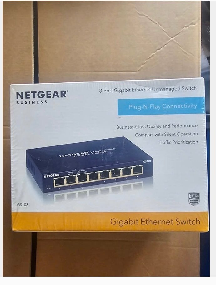 NETGEAR GS108 8-Poorts Gigabit Ethernet Switch, Ophalen of Verzenden, Nieuw
