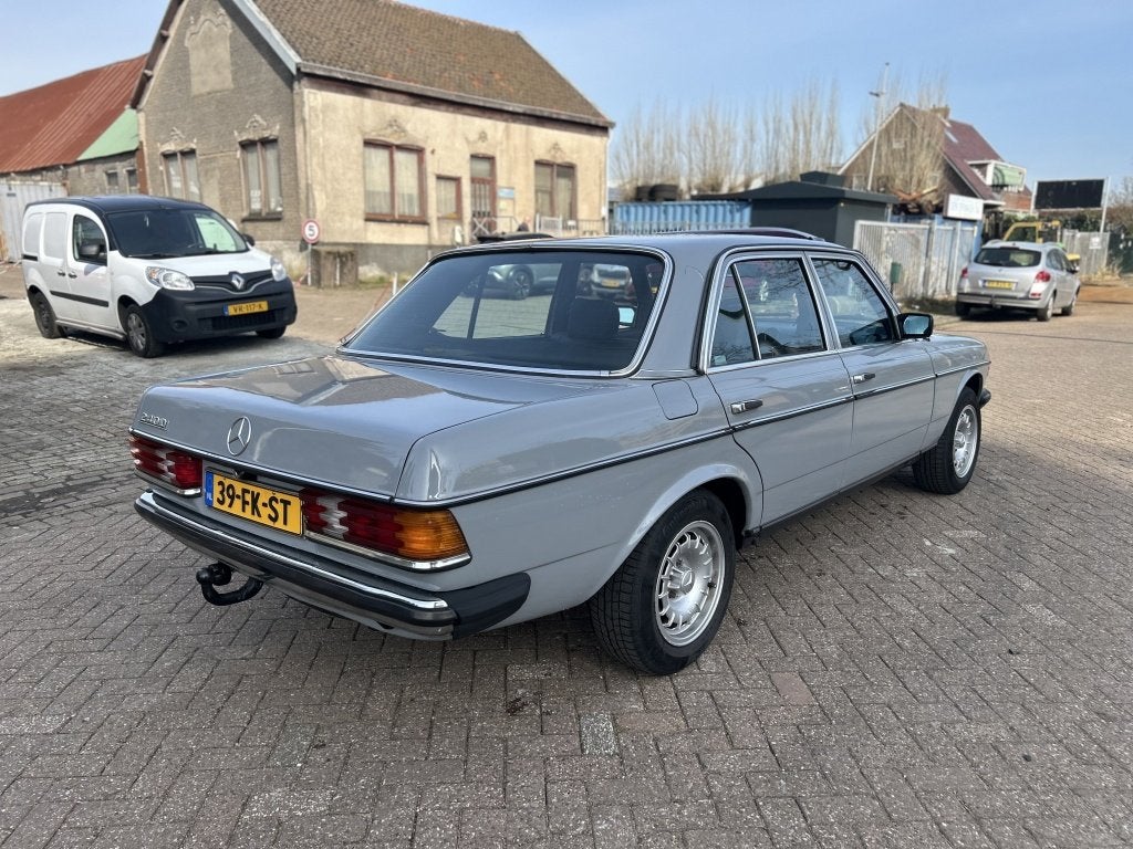 Mercedes-Benz 200-280 (W123) 240 D (bj 1985), foto 4