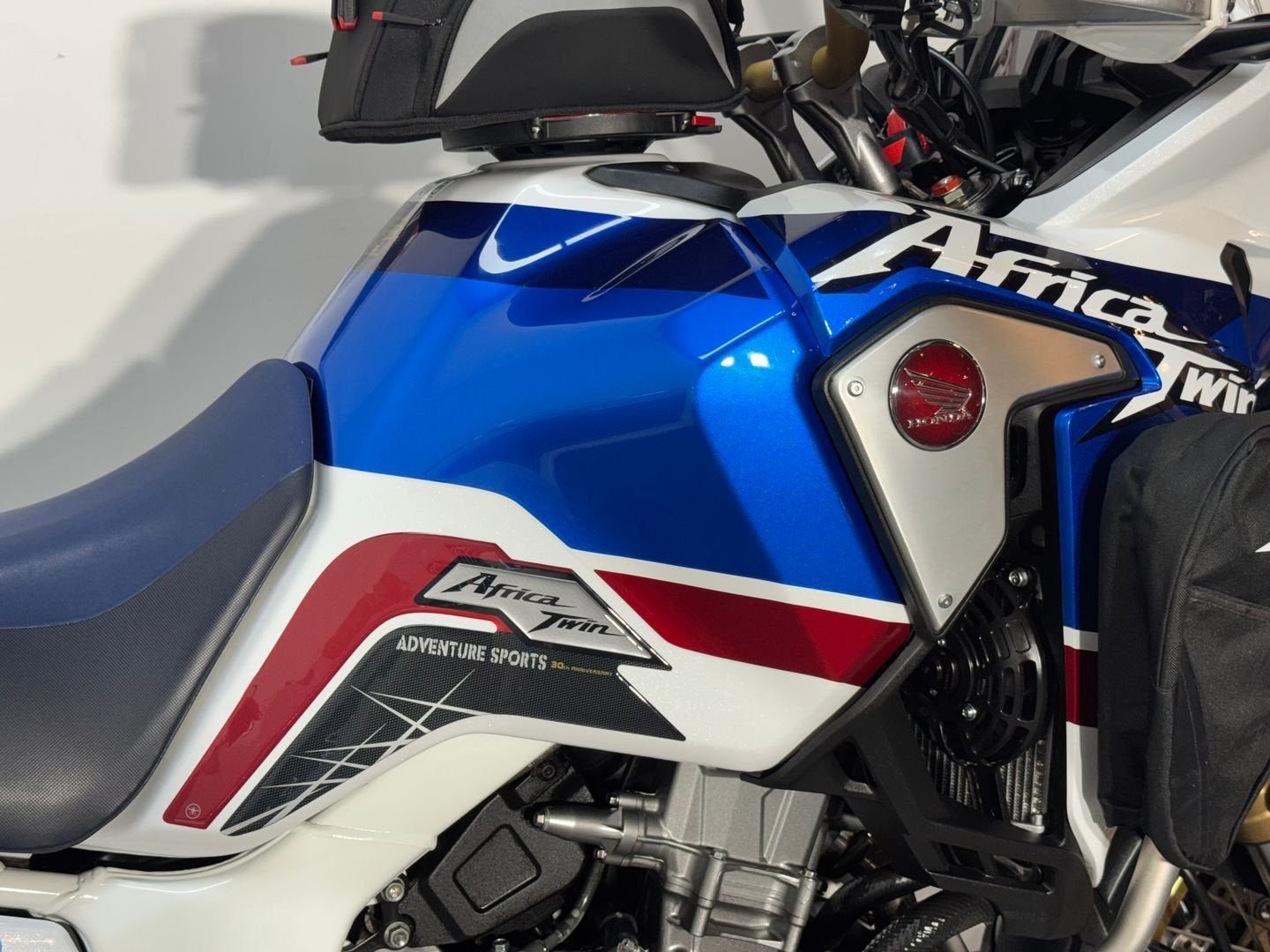 HONDA CRF 1000 L AFRICA TWIN ADVENTURE SPORTS (bj 2018), 2 cilinders, HONDA, Bedrijf, Onbekend