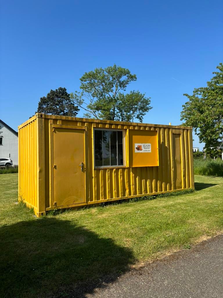 Zee container schaftkeet, Ophalen