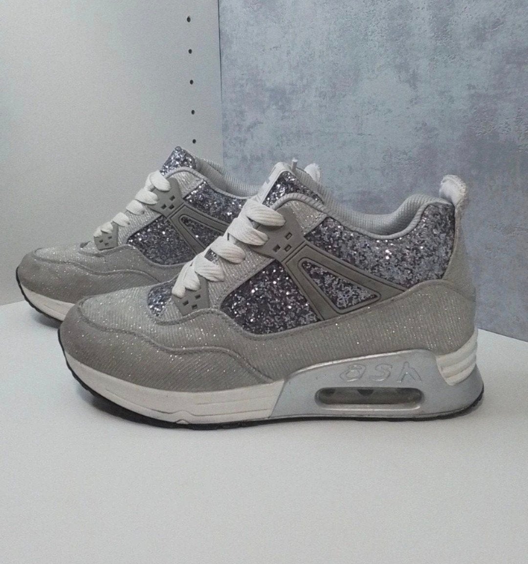Glitter sneakers met sleehak - Maat 40, Ophalen, Gedragen, Grijs, Sneakers of Gympen