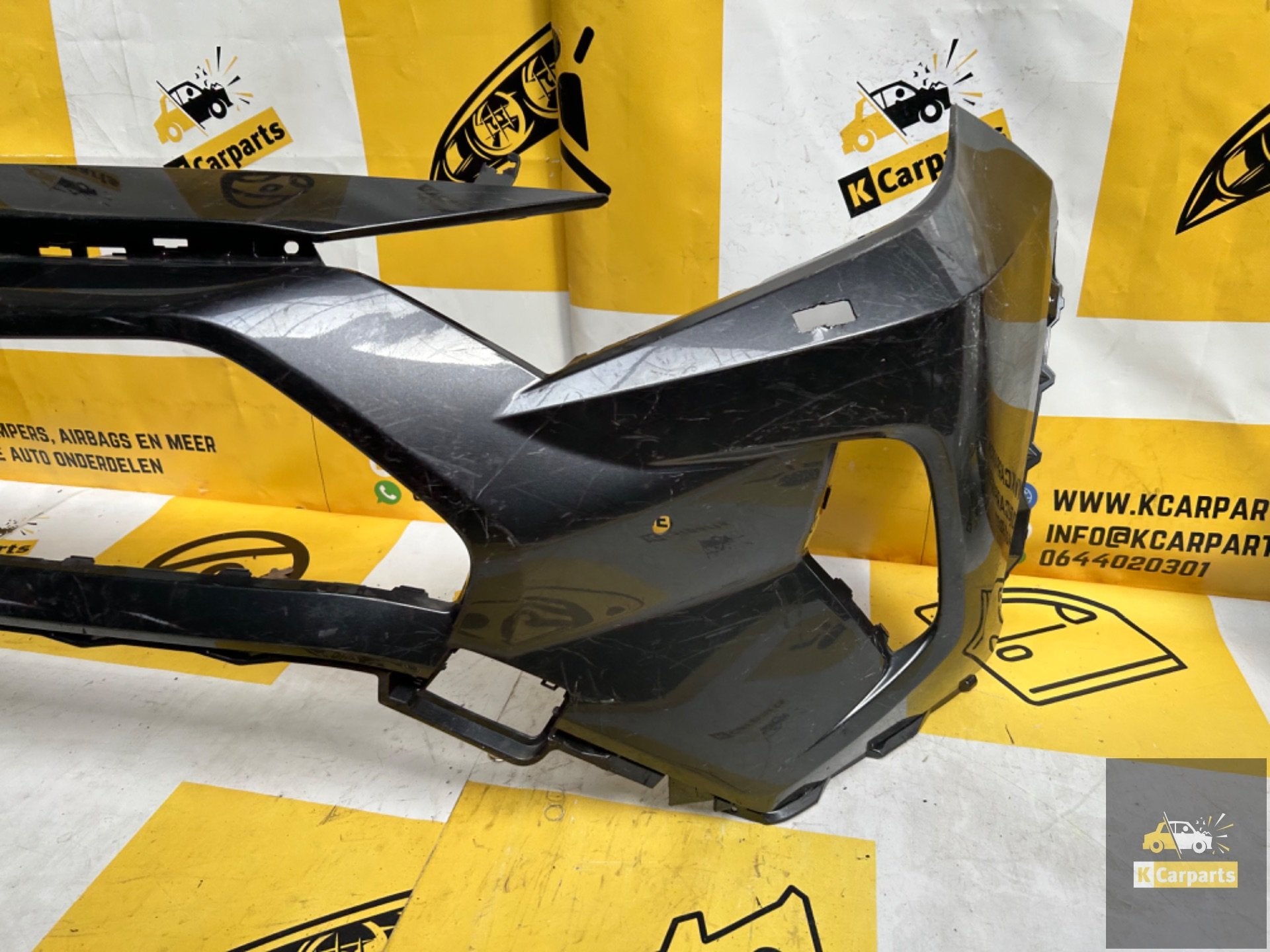 Voorbumper Toyota RAV4 V5 PDC origineel bumper 53113-42110, Info@fabrikant.eu, Ophalen of Verzenden, Toyota, Bumper