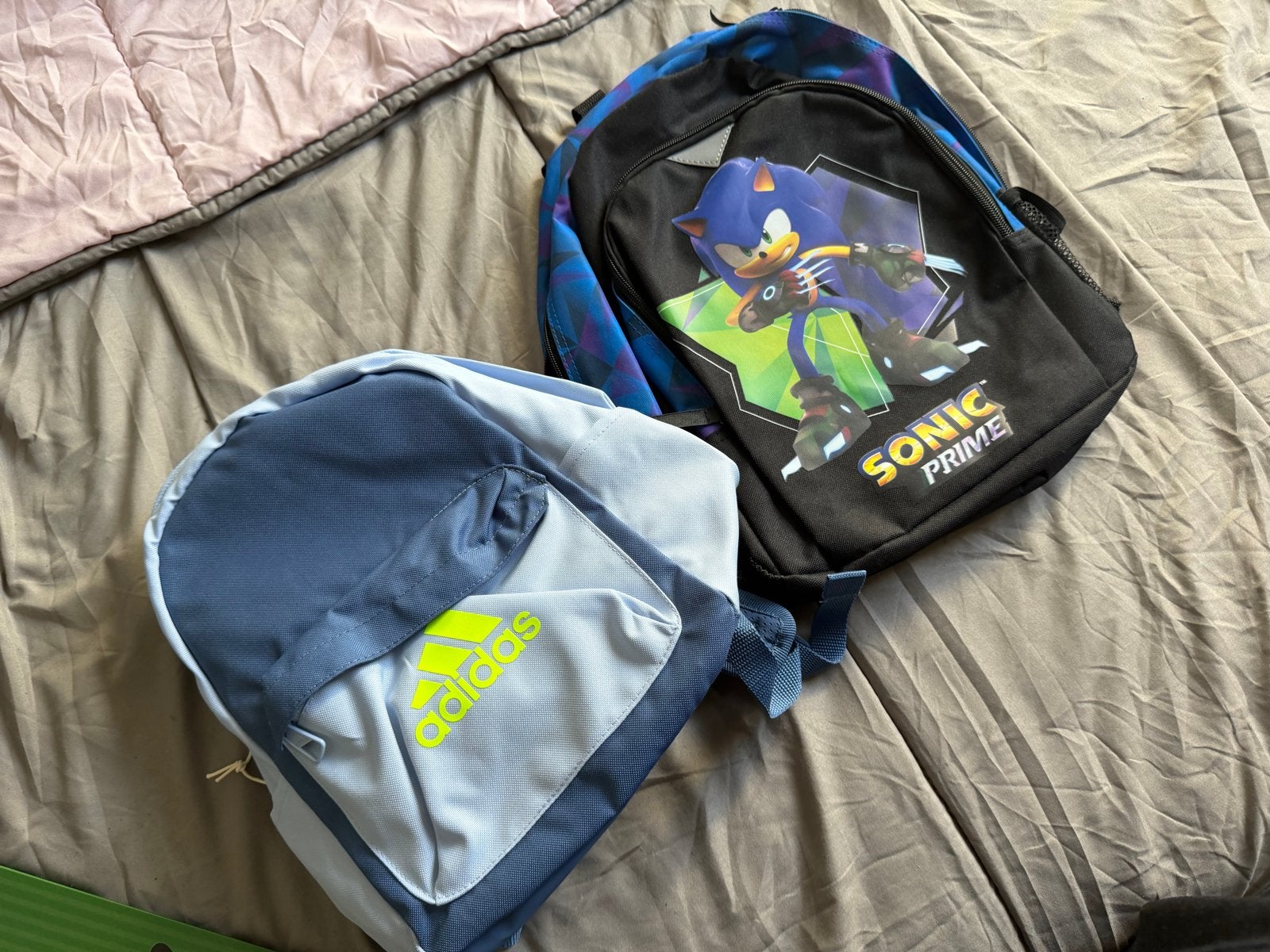 Nieuwe schooltassen voor kinderen  2 voor 10 euro, Ophalen, Nieuw, Blauw, Overige merken