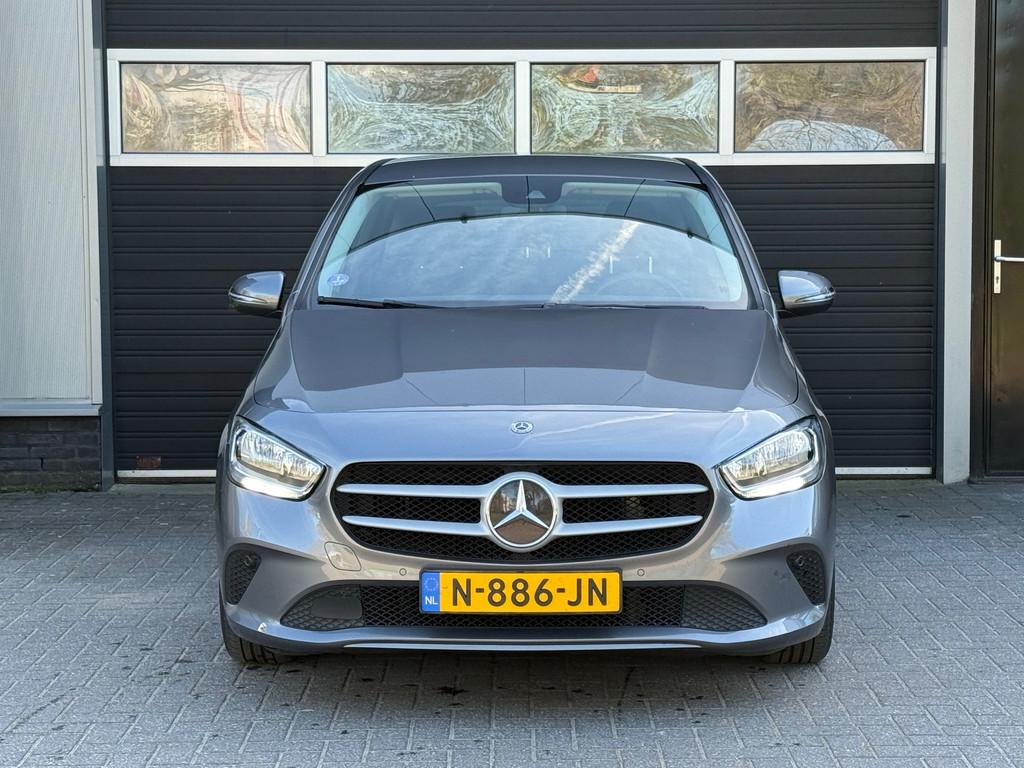 Mercedes-Benz B-klasse 180 Business Solution Plus Navi, Stoe, 136 pk, Gebruikt, Euro 6, 4 cilinders