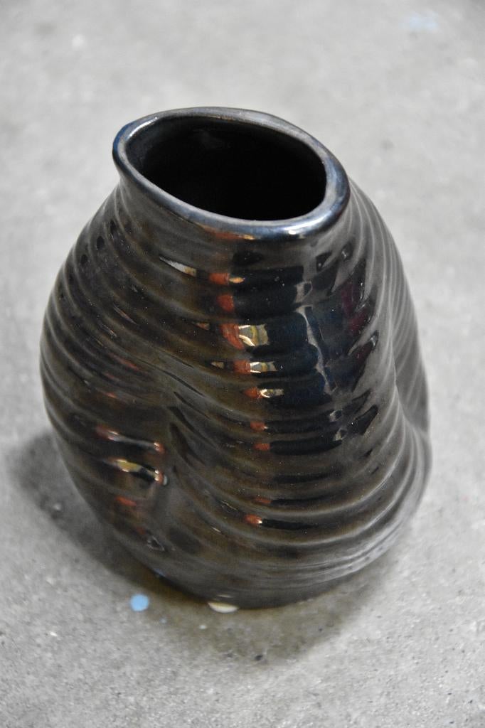 vaas mini klein bloem boeket 10cm metallic decoratie modern, Overige kleuren, Aardewerk of Porselein, Ophalen of Verzenden, Zo goed als nieuw