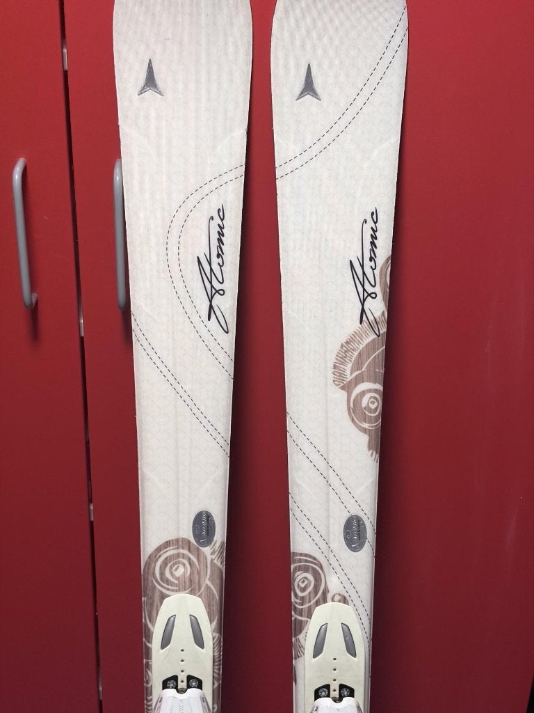 Atomic Cloud 6 Carve Ski - 149 cm - Gewaxt en Geslepen, 140 tot 160 cm, ., Ophalen of Verzenden, Zo goed als nieuw